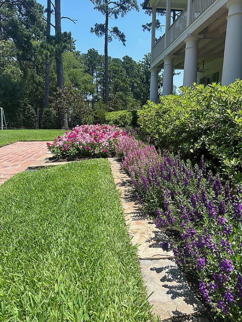 Hooglands Landscape Design Installation Maintenance - 02